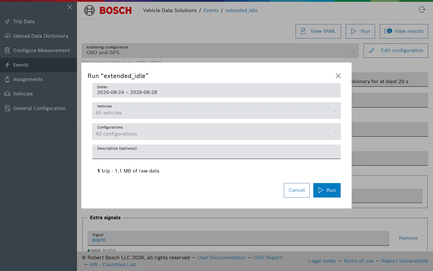 Run dialog with date range, vehicle and configuration filters and the trip preview